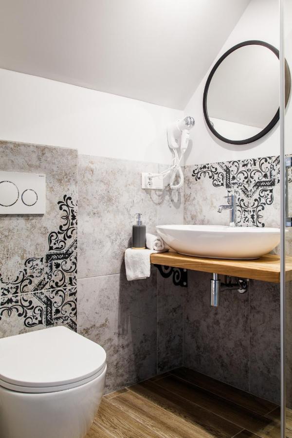 Hotel Stara Kuźnia Łuków Zewnętrze zdjęcie